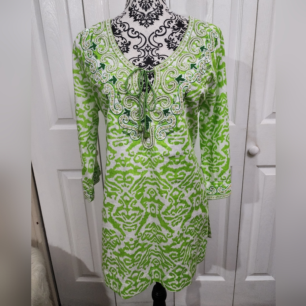 Soft Surroundings Green & White Embroidered Beaded Tunic Top